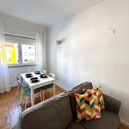 Apartment Viver - Em Campo De Ourique *